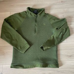 Green north face pullover